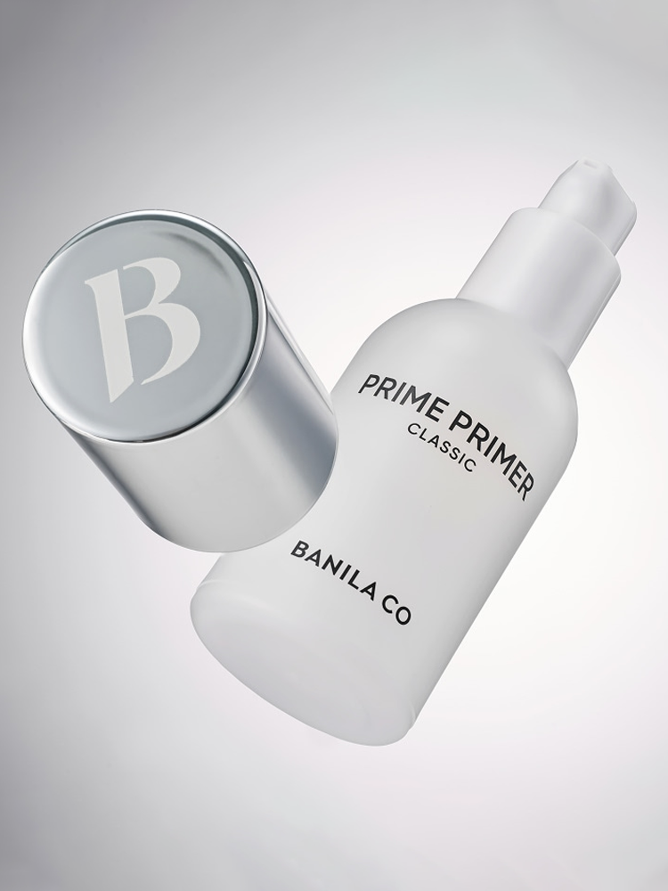 BANILACO Prime Primer Classic 30ml bottle with pump and silver cap for smooth skin texture and flawless makeup.