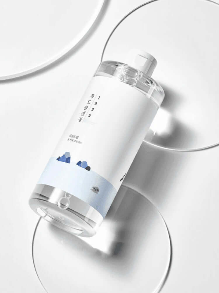 ROUND LAB 1025 Dokdo Cleansing Water 400ml bottle on a white background